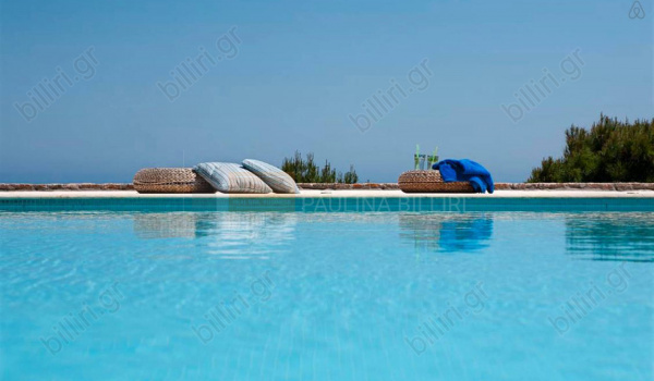 Πισίνα - Swimming pool